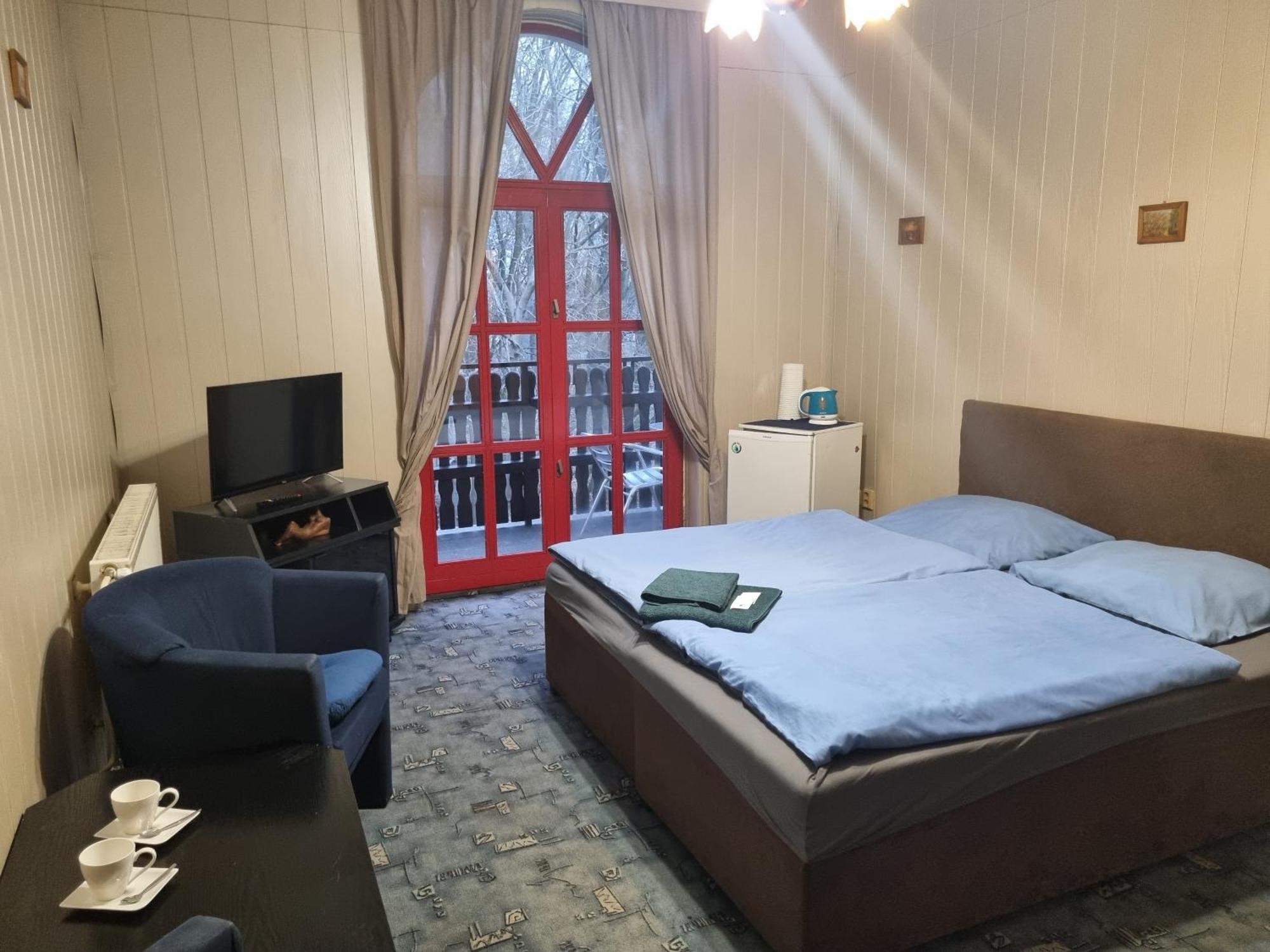 Studanka Hotel Orlova Bagian luar foto