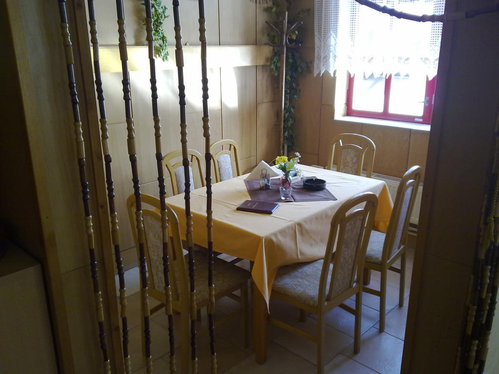 Studanka Hotel Orlova Bagian luar foto